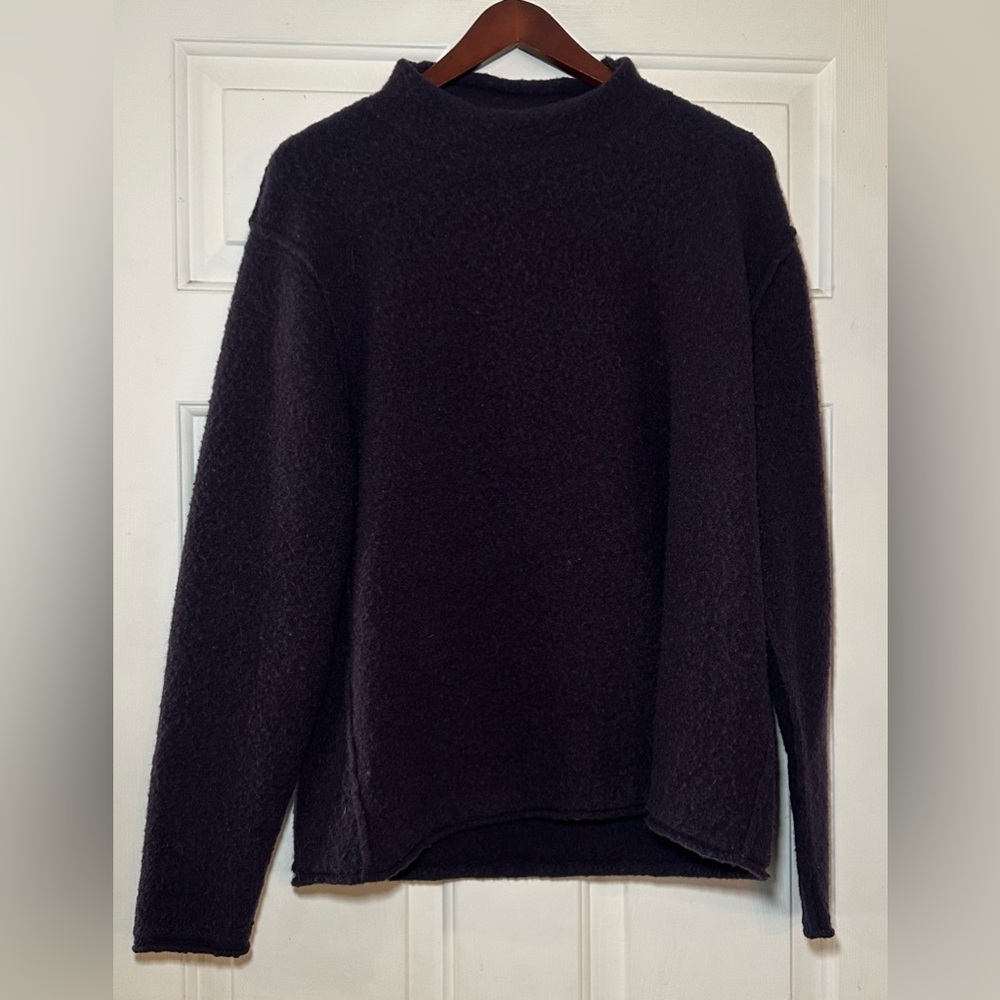 Agave Women's Mock Neck Purple Pullover Sweater Size‎ Medium Wool Blend.